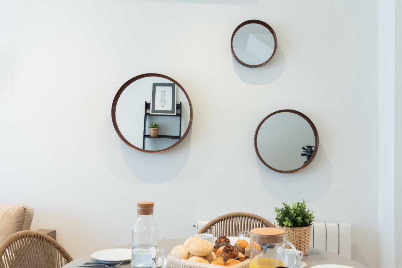 Ferienwohnung Petit Luxe Tobella Esquerra Terrassa Exterior foto