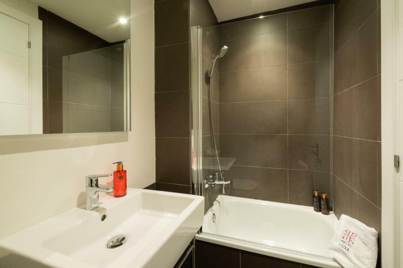 Ferienwohnung Petit Luxe Tobella Esquerra Terrassa Exterior foto