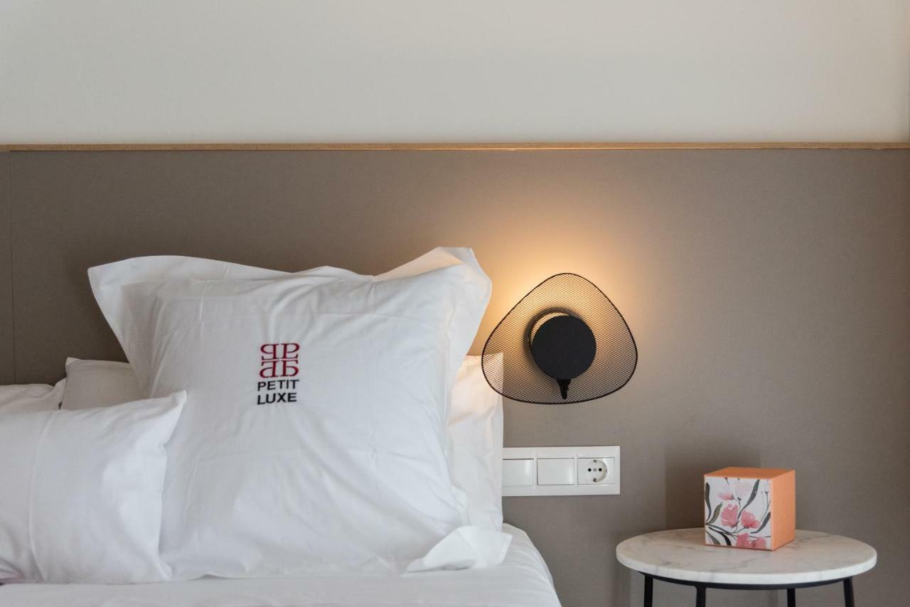 Ferienwohnung Petit Luxe Tobella Esquerra Terrassa Exterior foto