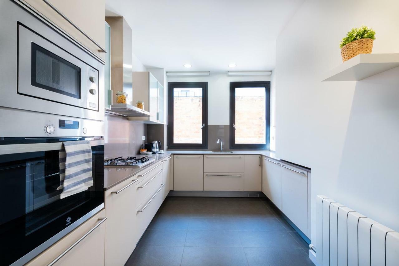 Ferienwohnung Petit Luxe Tobella Esquerra Terrassa Exterior foto