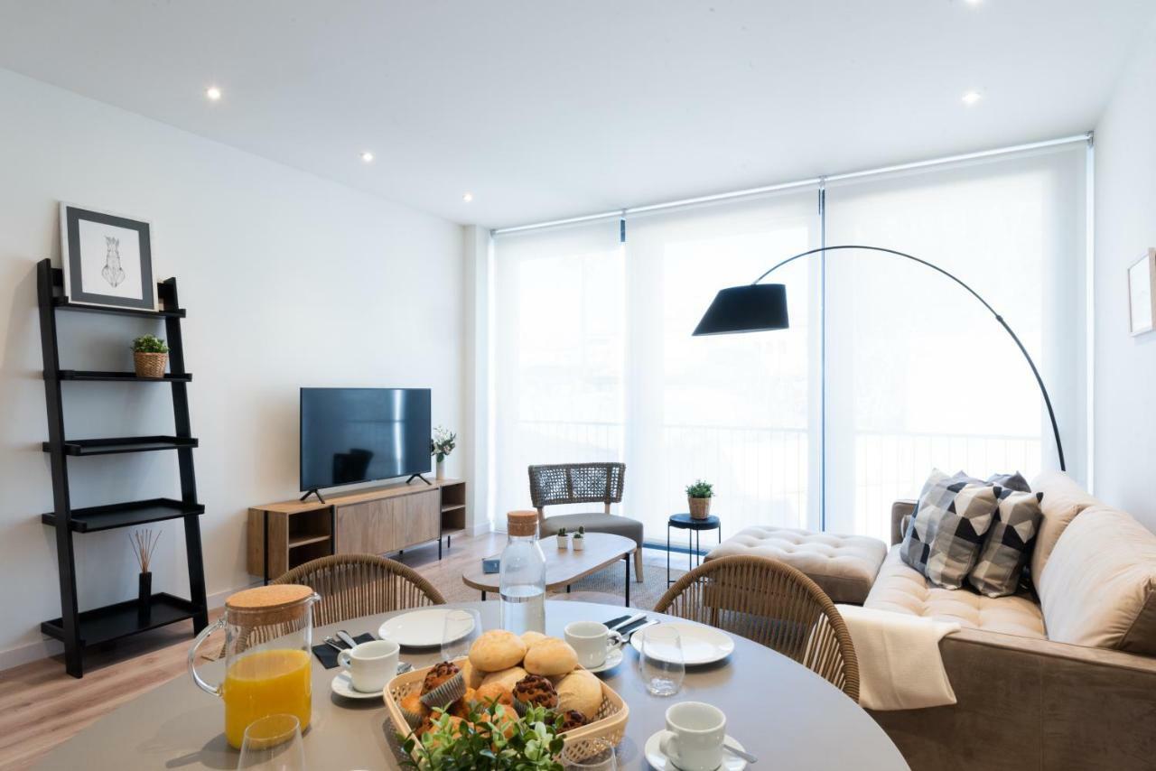 Ferienwohnung Petit Luxe Tobella Esquerra Terrassa Exterior foto